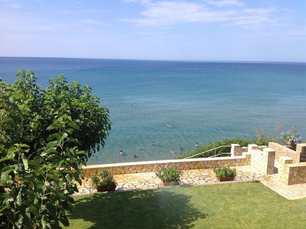 Aquarius House Villa Agios Georgios  Exterior photo