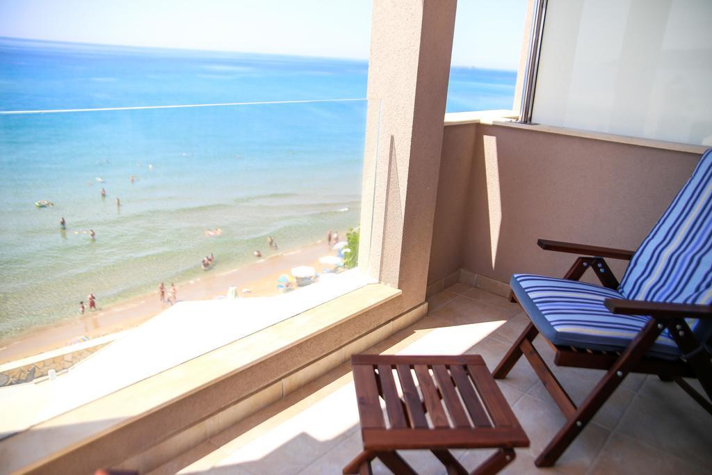 Aquarius House Villa Agios Georgios  Exterior photo